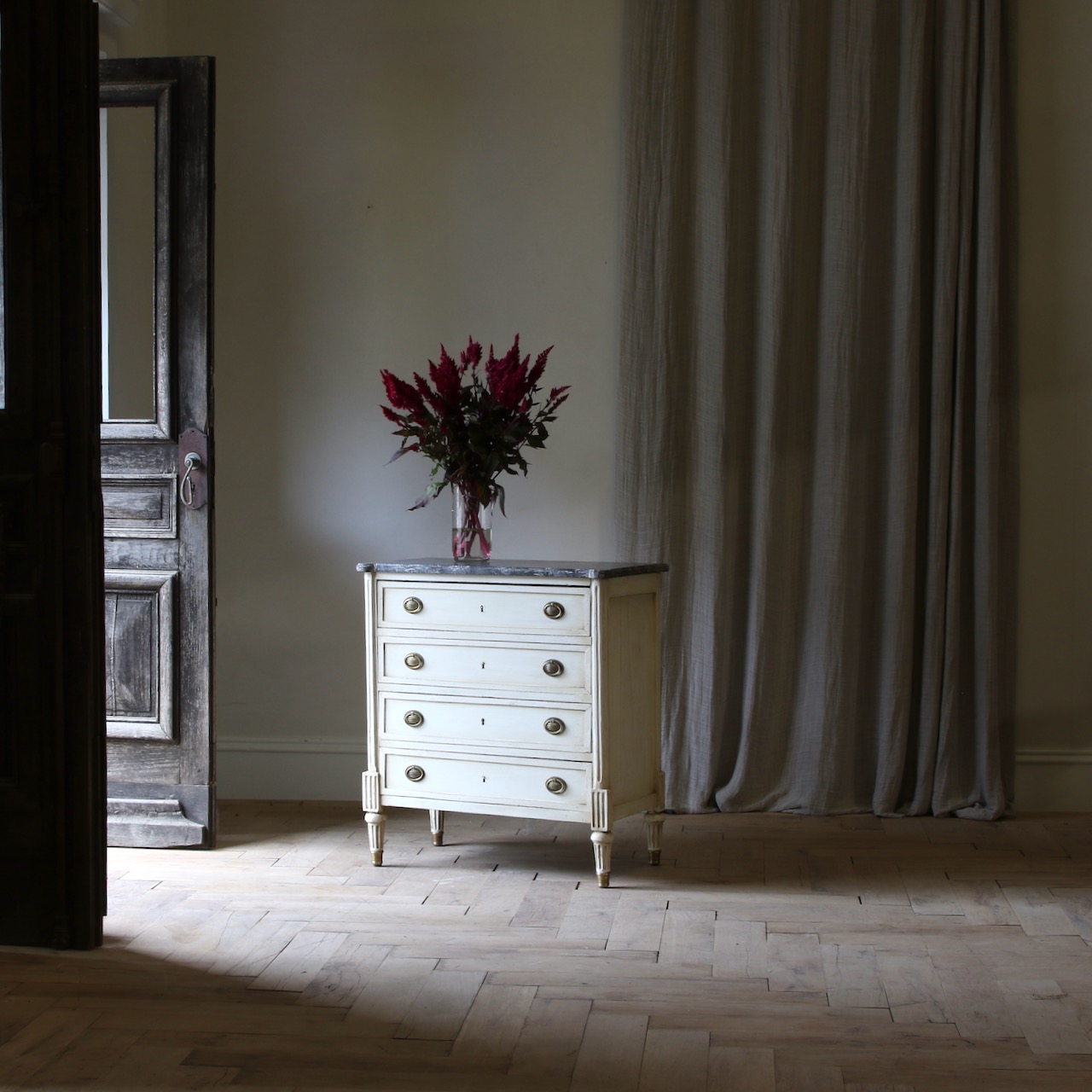 Directoire Commode